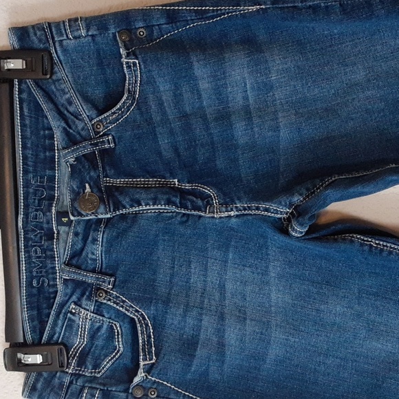 Jeans 4 - Picture 2 of 8